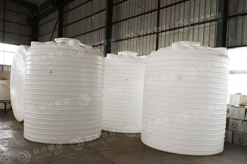 10噸儲(chǔ)水罐